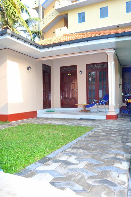 Tms Beach House Negombo Extérieur photo